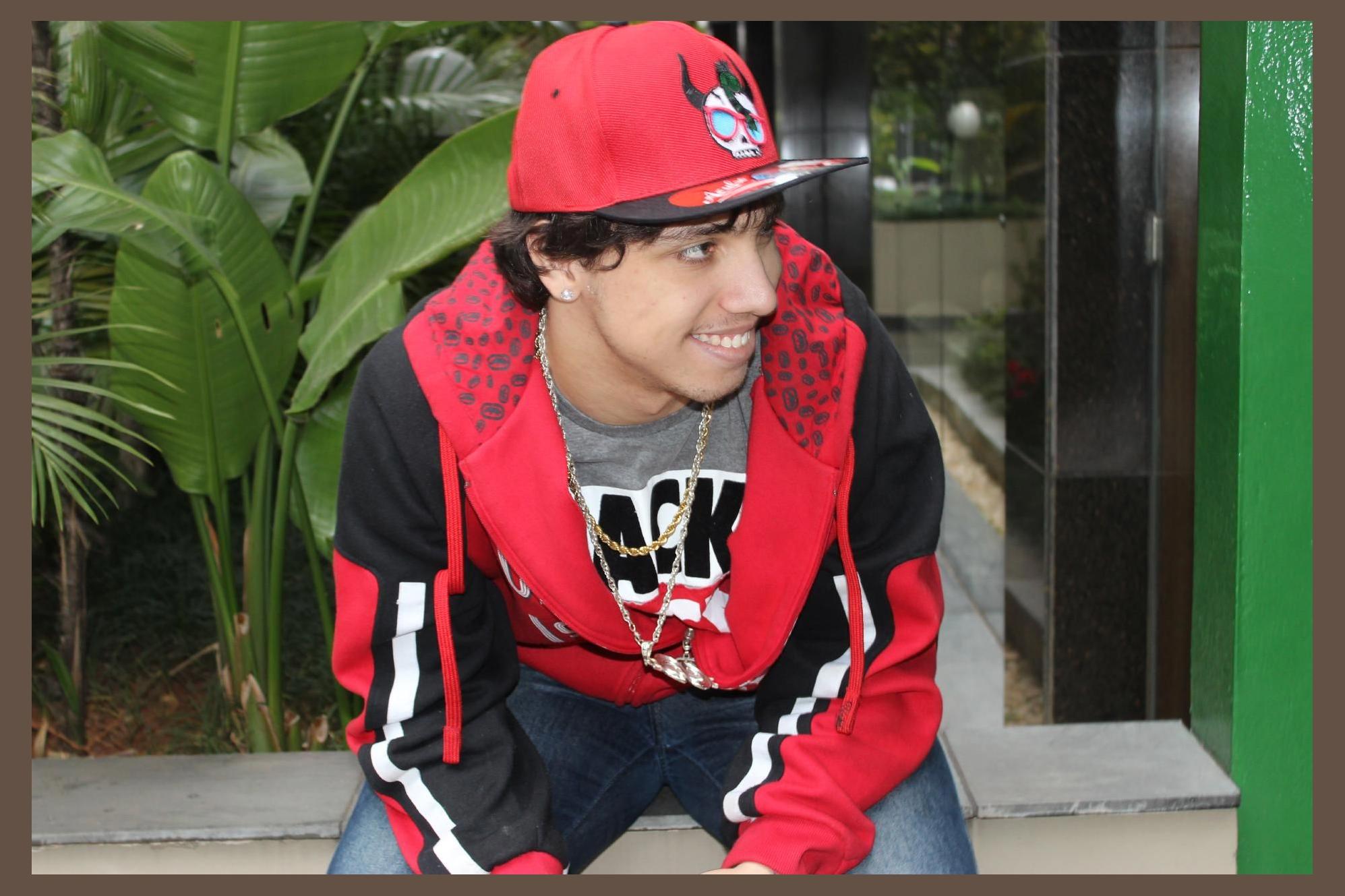 Kyzzar photo 1