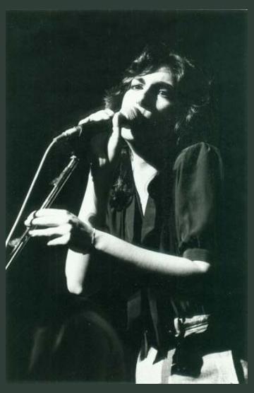 Karla Bonoff photo 1