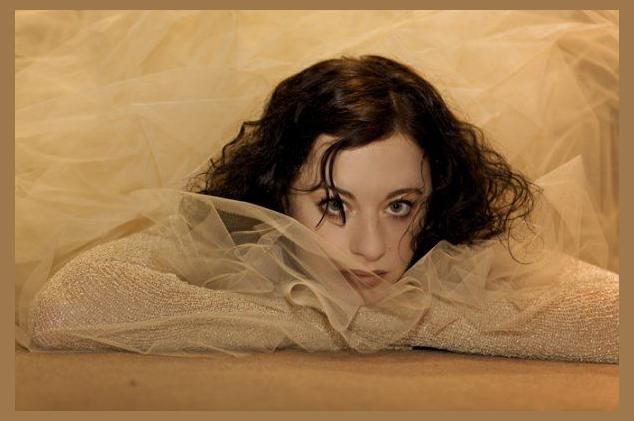 La Fille d'Octobre photo 1