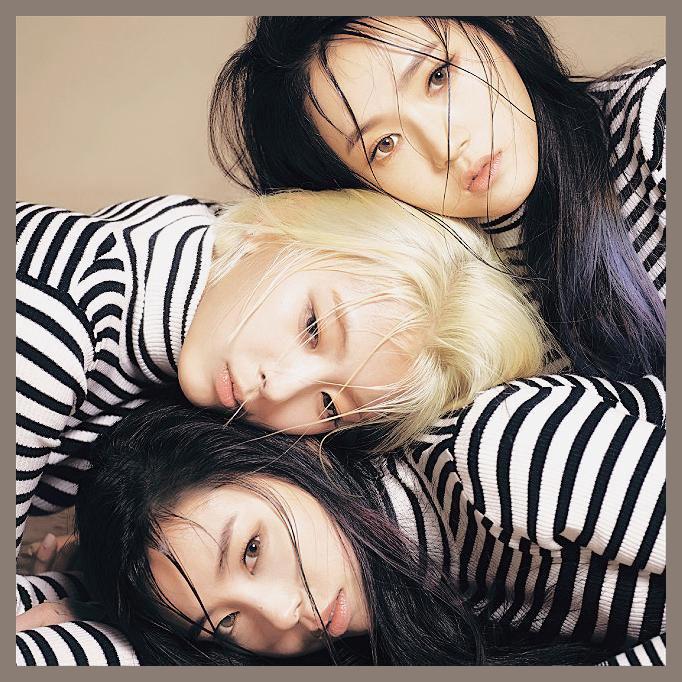 Ladies Code photo 1