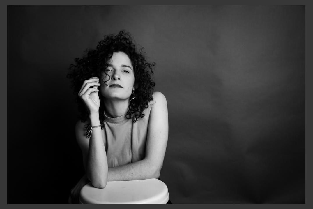 Laís Gomes photo 1