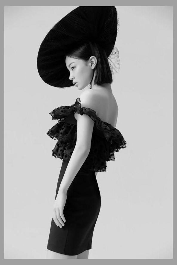 Lee Hi photo 1