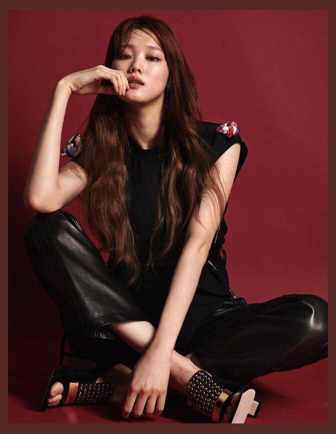 Lee Sung Kyung photo 1