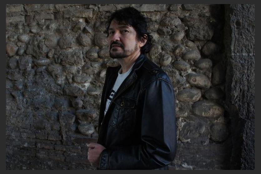 Leo Carlos photo 1