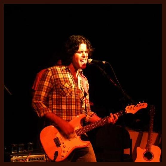 Leo Lynder photo 1