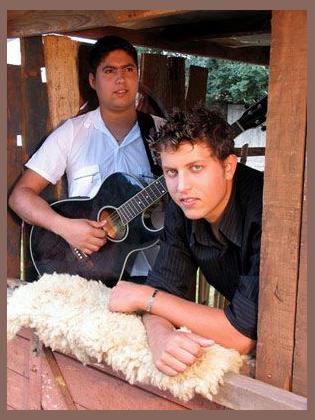 Leonardo & Rafael photo 1