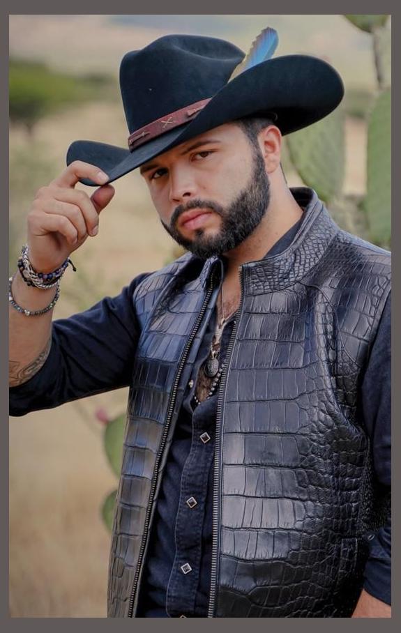 Leonardo Aguilar photo 1