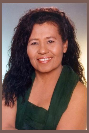 Leonice Neves photo 1