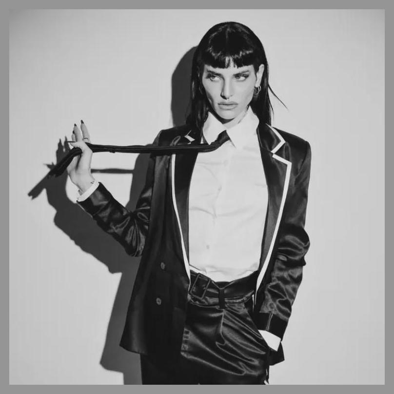 Lilith Czar photo 1