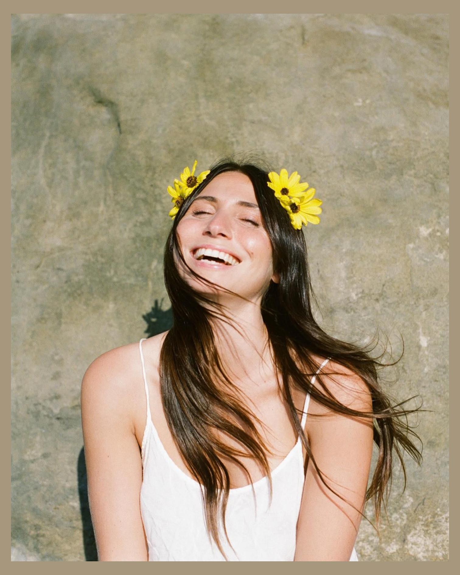 Lily Meola photo 1