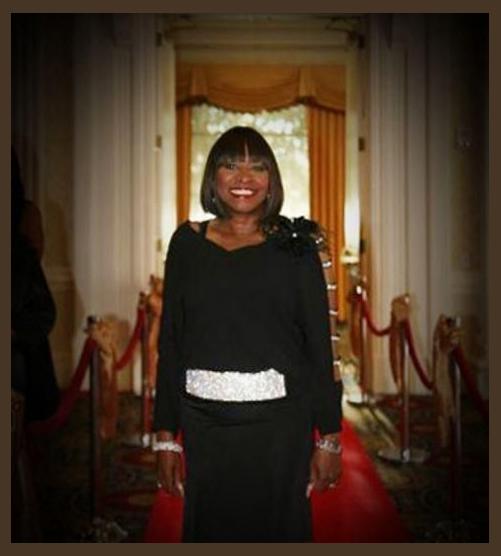 Linda Lee Hopkins photo 1