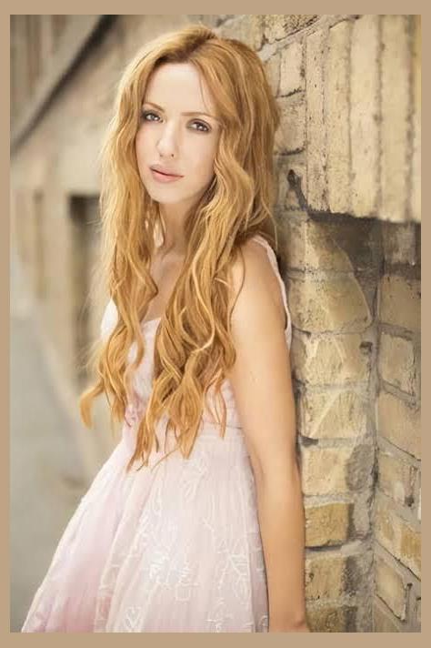 Lisa Lambe photo 1