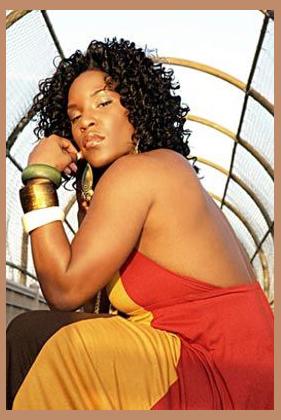 Liv Warfield photo 1