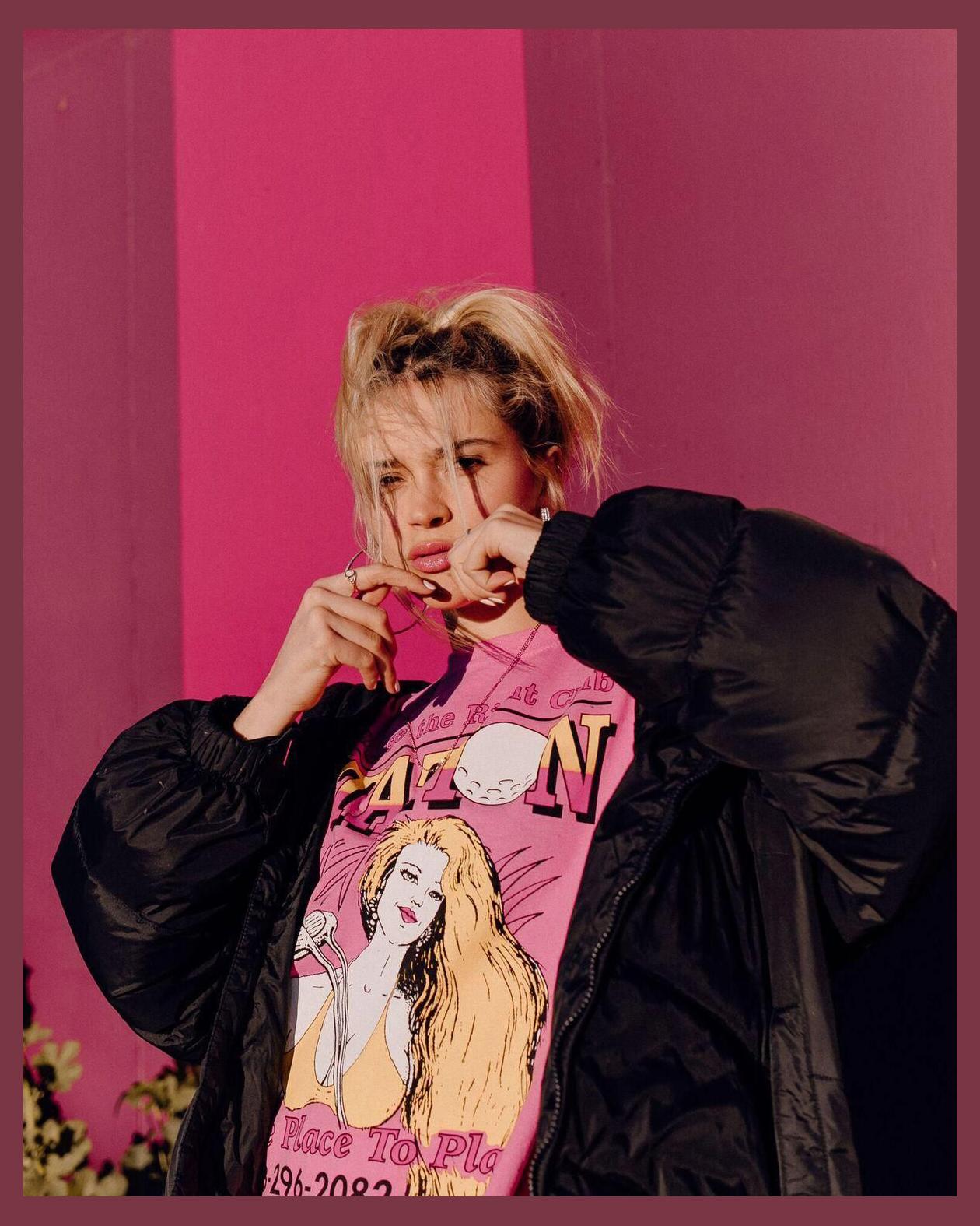 Lolo Zouaï photo 1