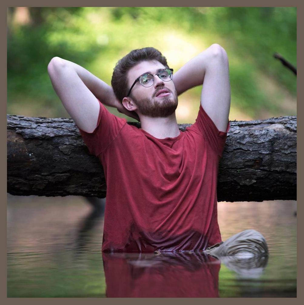 Lonely God photo 1