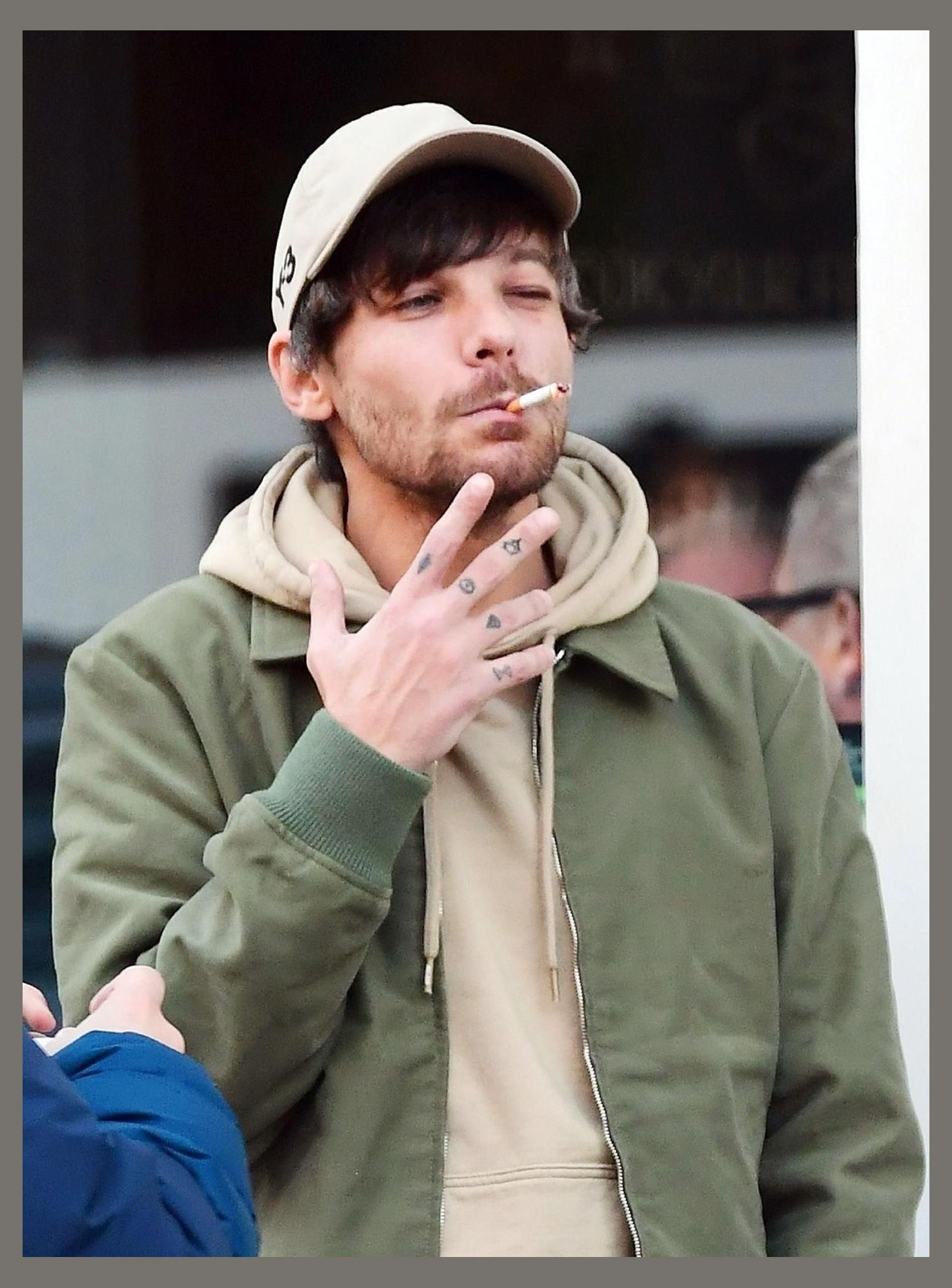 Louis Tomlinson photo 1