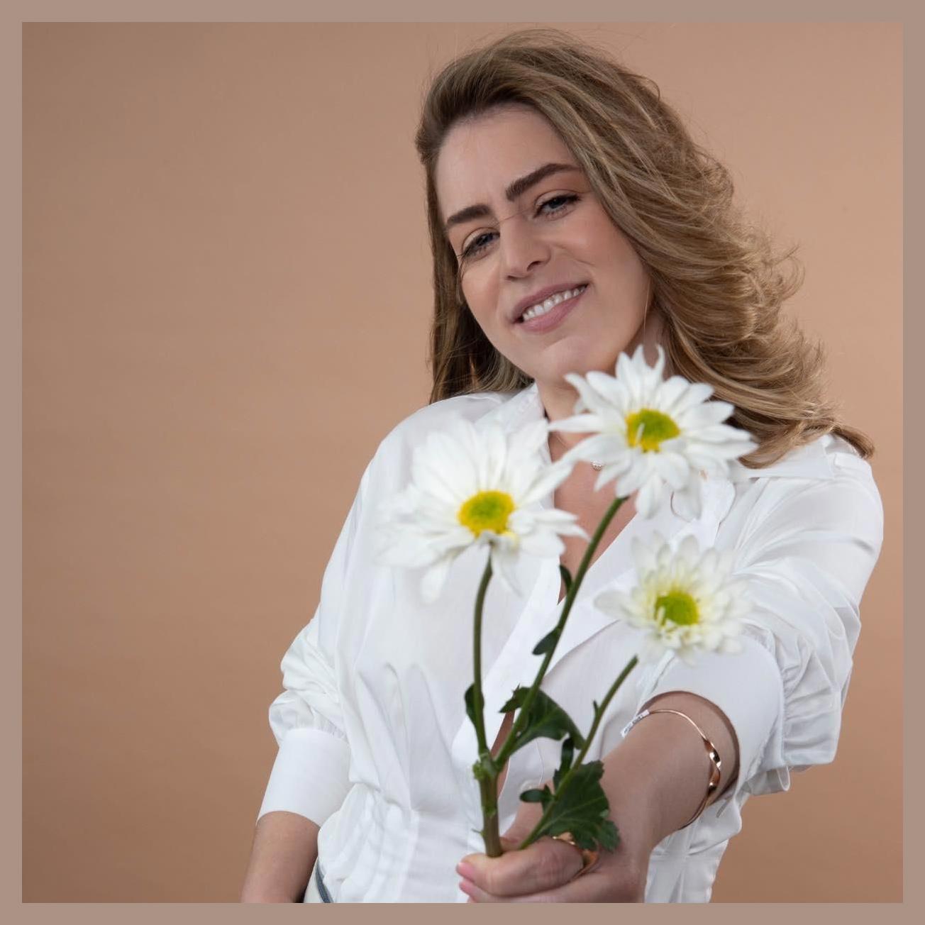 Luciana Andrade photo 1