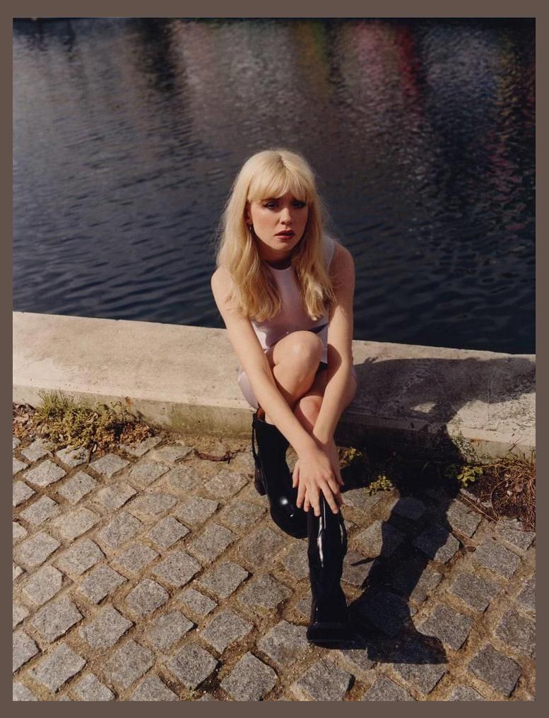 Maisie Peters photo 1