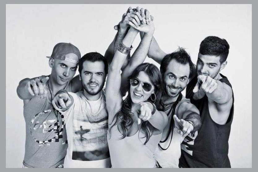 Mano Arriba photo 1