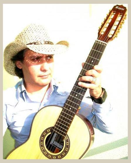 Marcos Nunes Viola photo 1