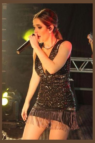 Mariana Fagundes photo 1
