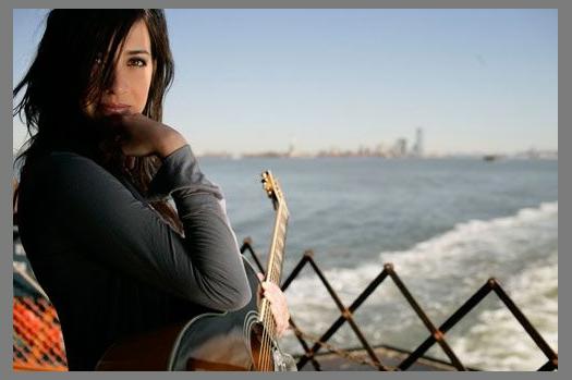 Mariana Vega photo 1