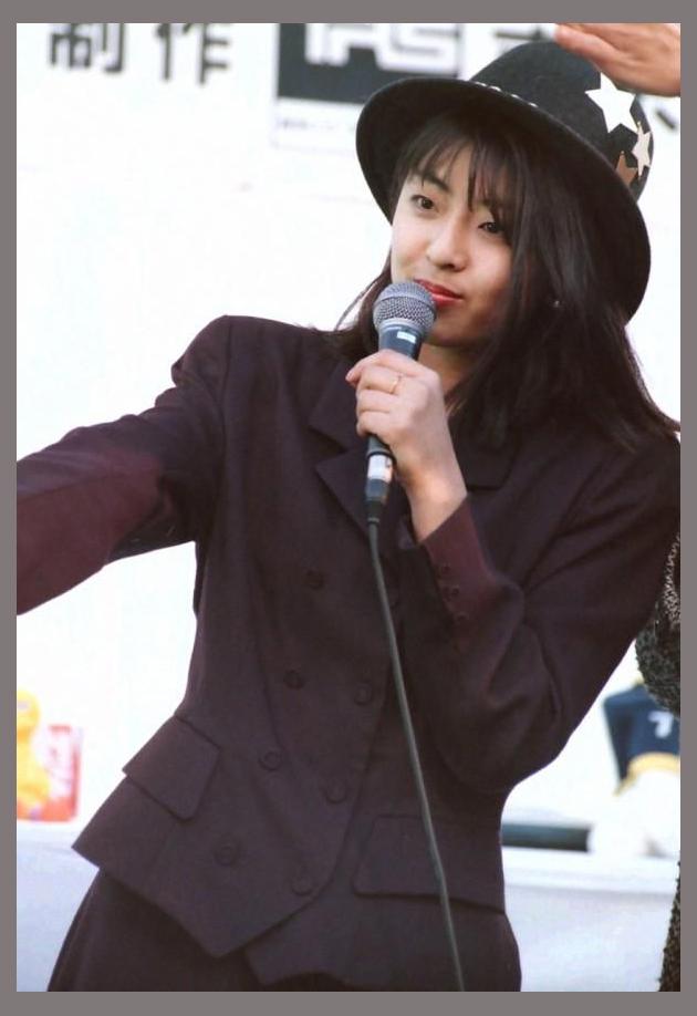 Mariko Shiga photo 1