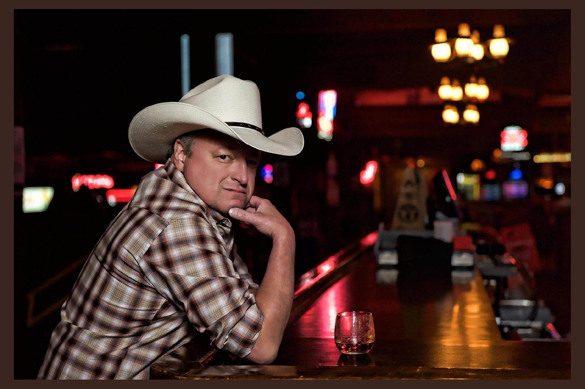 Mark Chesnutt photo 1