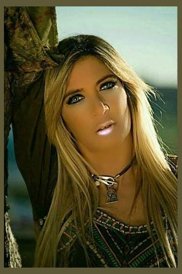 Maria Leal photo 1