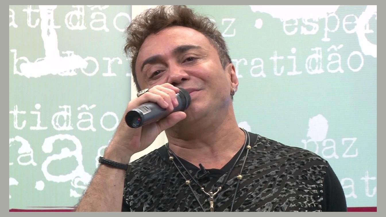 Markinhos Moura photo 1