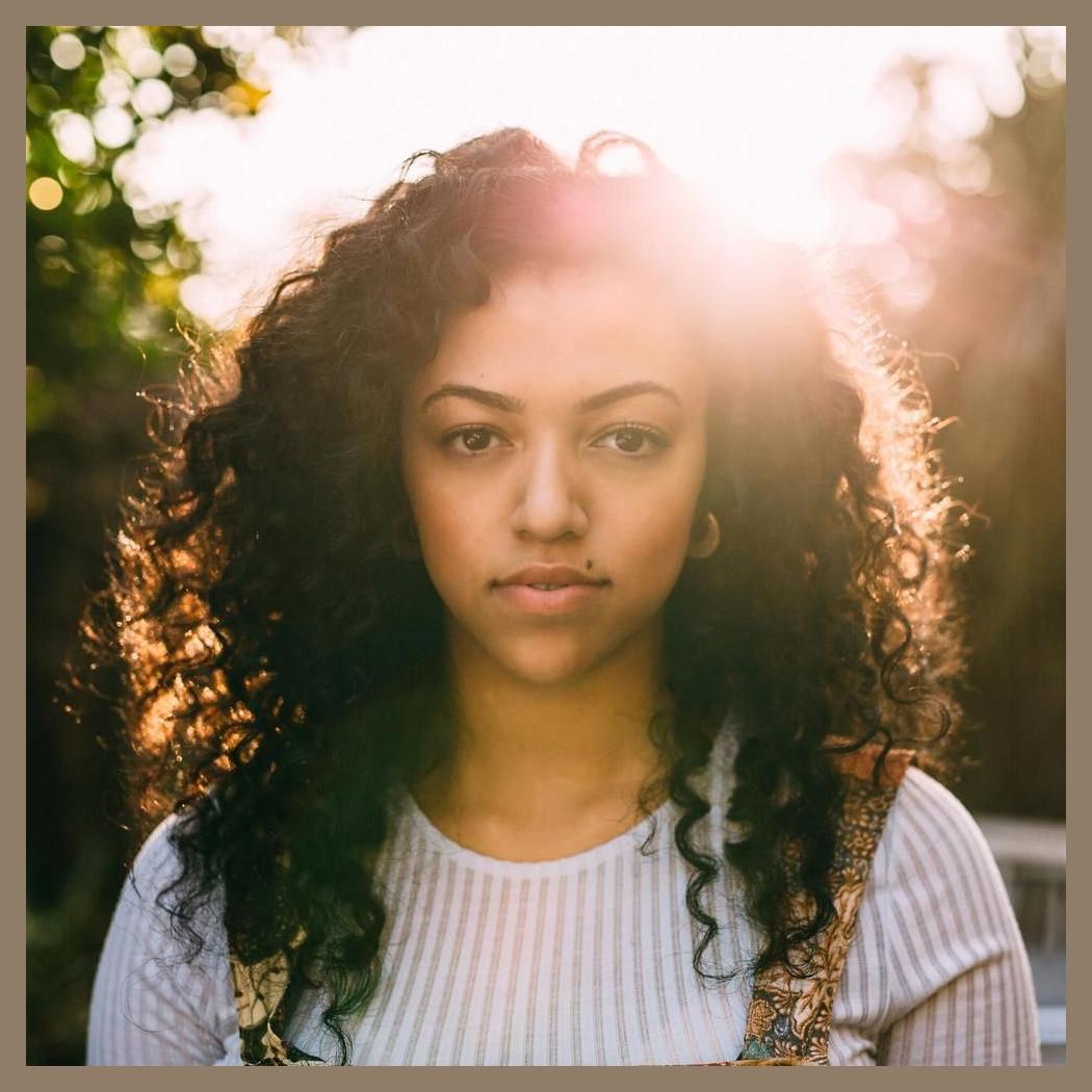 Mahalia photo 1