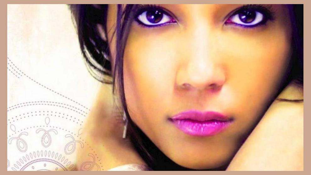 Naelle photo 1