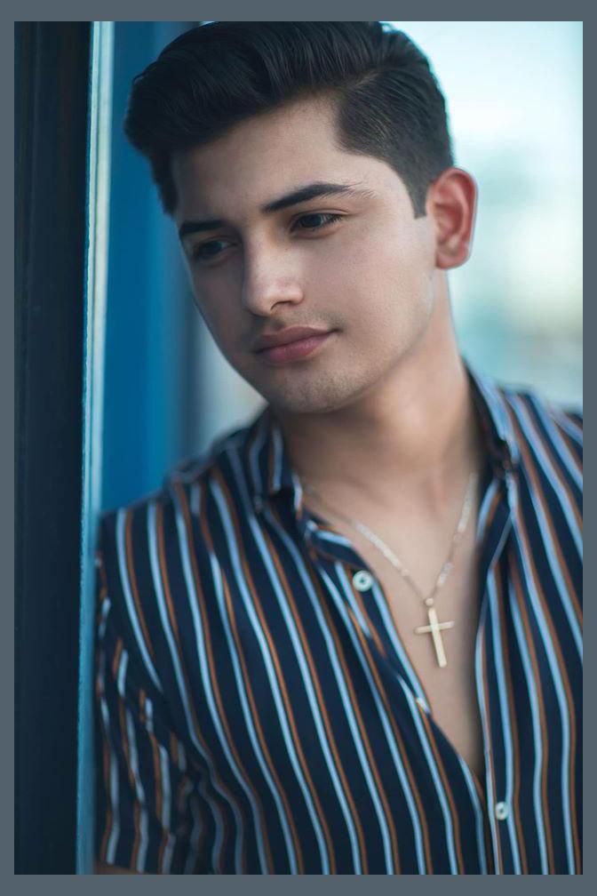 Neto Bernal photo 1