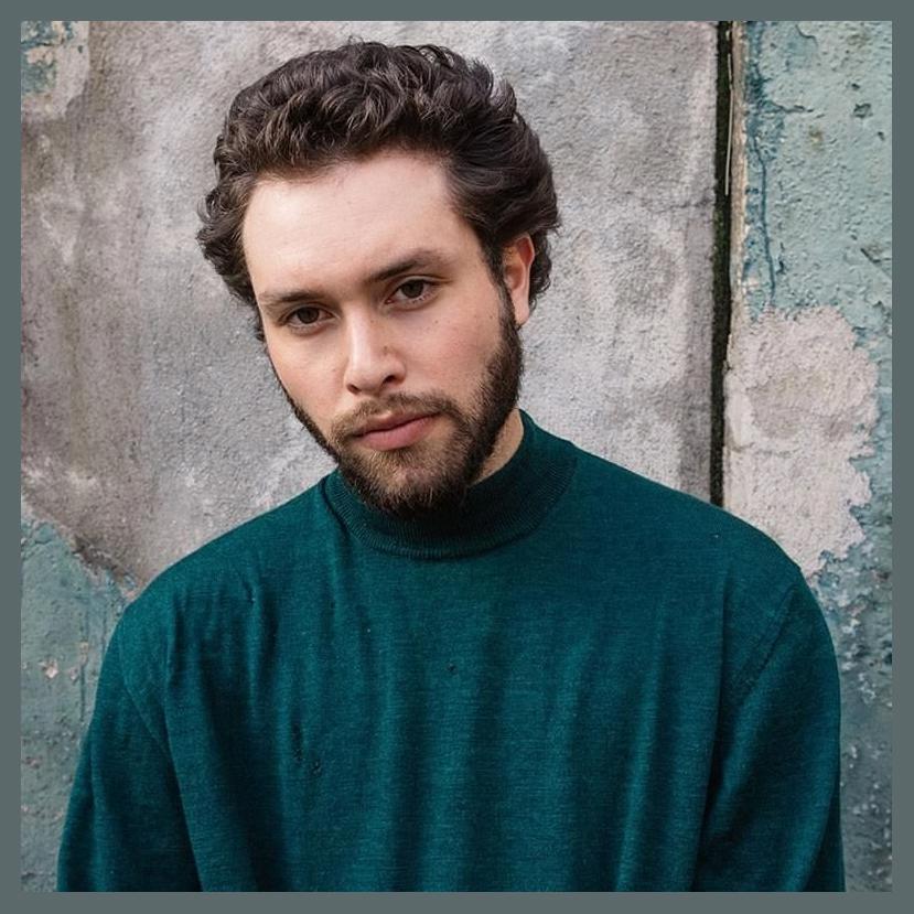 Nick Hakim photo 1