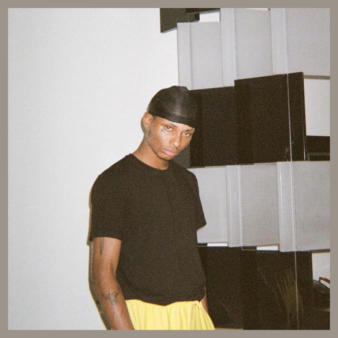 Night Lovell photo 1