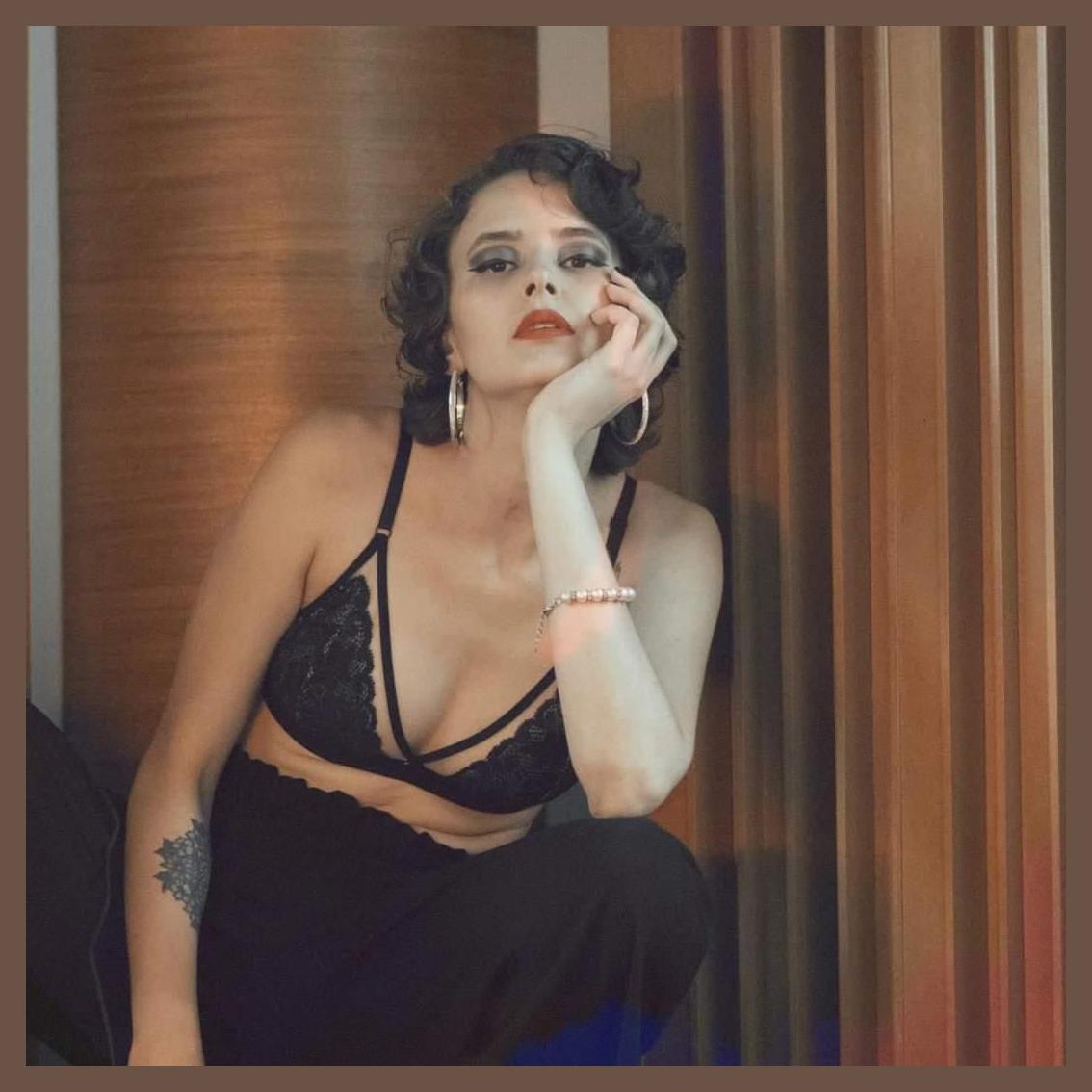 Nina Macedo photo 1