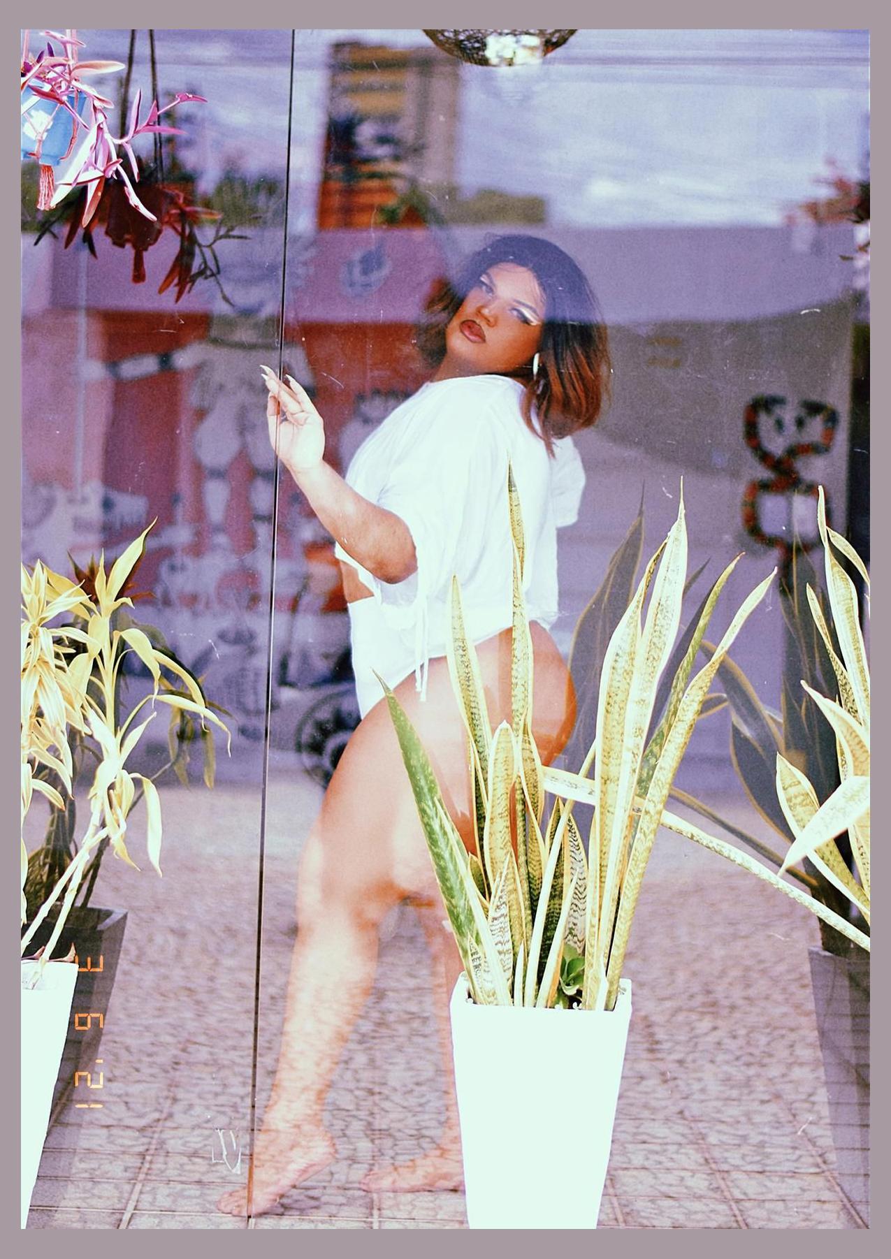Nina Omilana photo 1