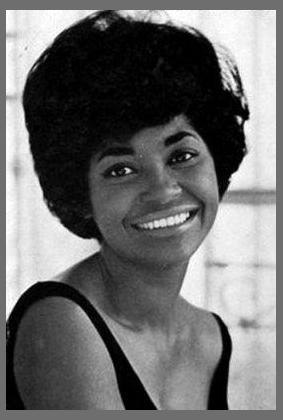 Nancy Wilson photo 1