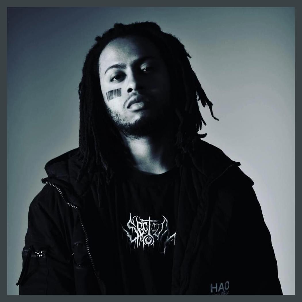 OmenXIII photo 1