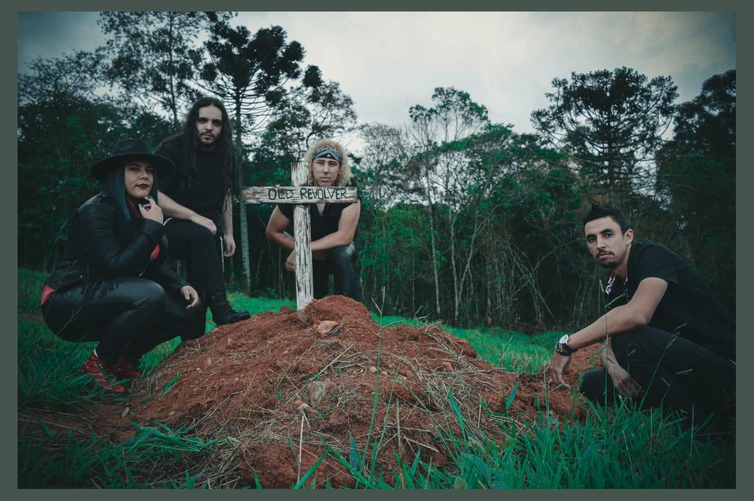 Old Revolver photo 1