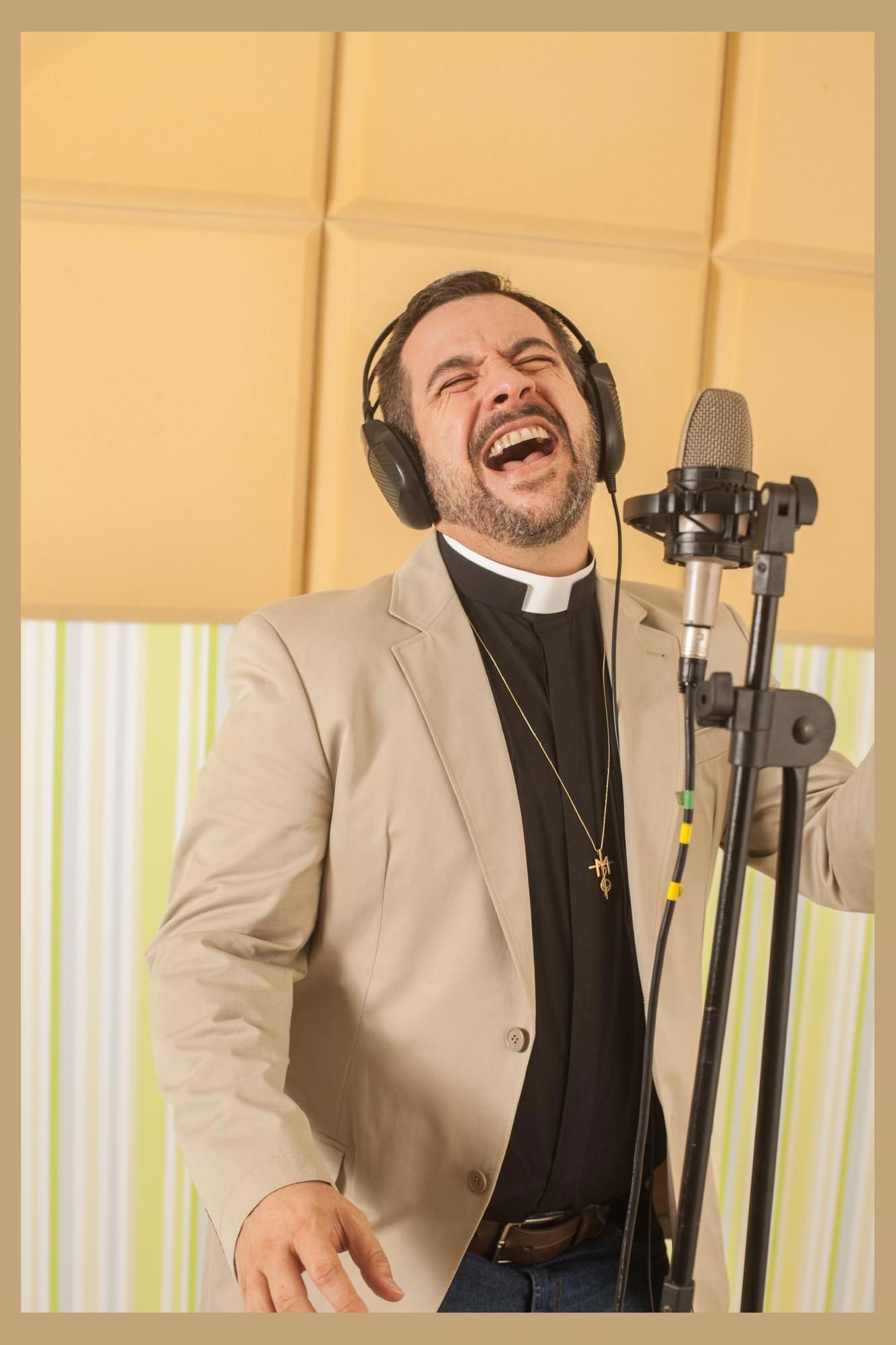Padre Reginaldo Carreira photo 1