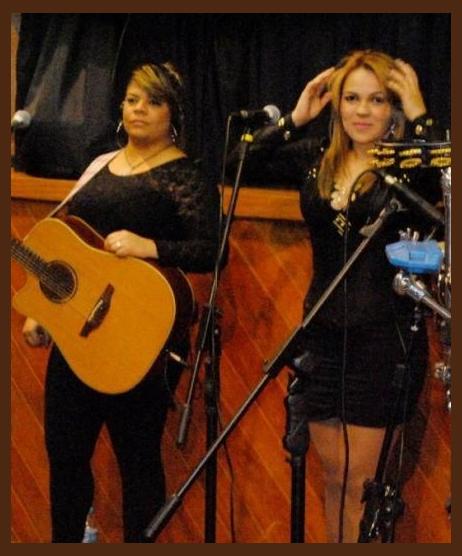 Paula Mattos e Silmara photo 1