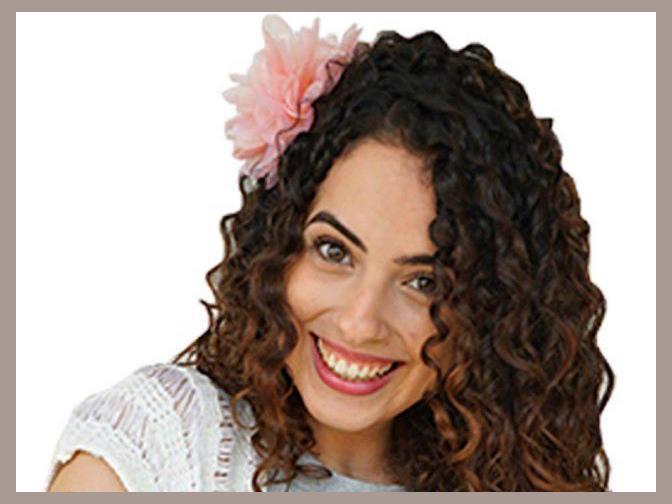 Paula Stephânia photo 1