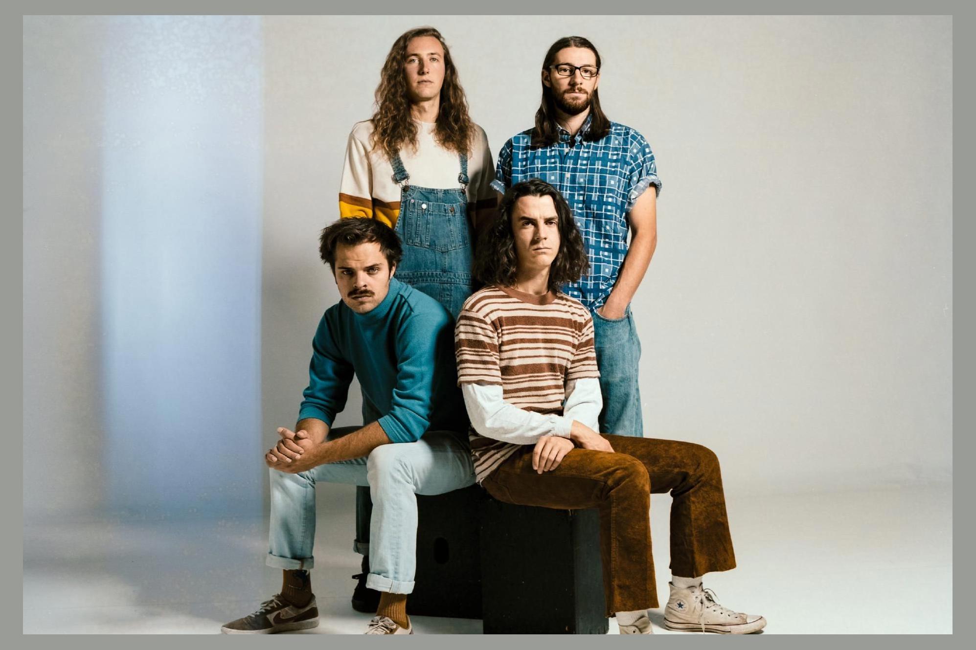 Peach Pit photo 1