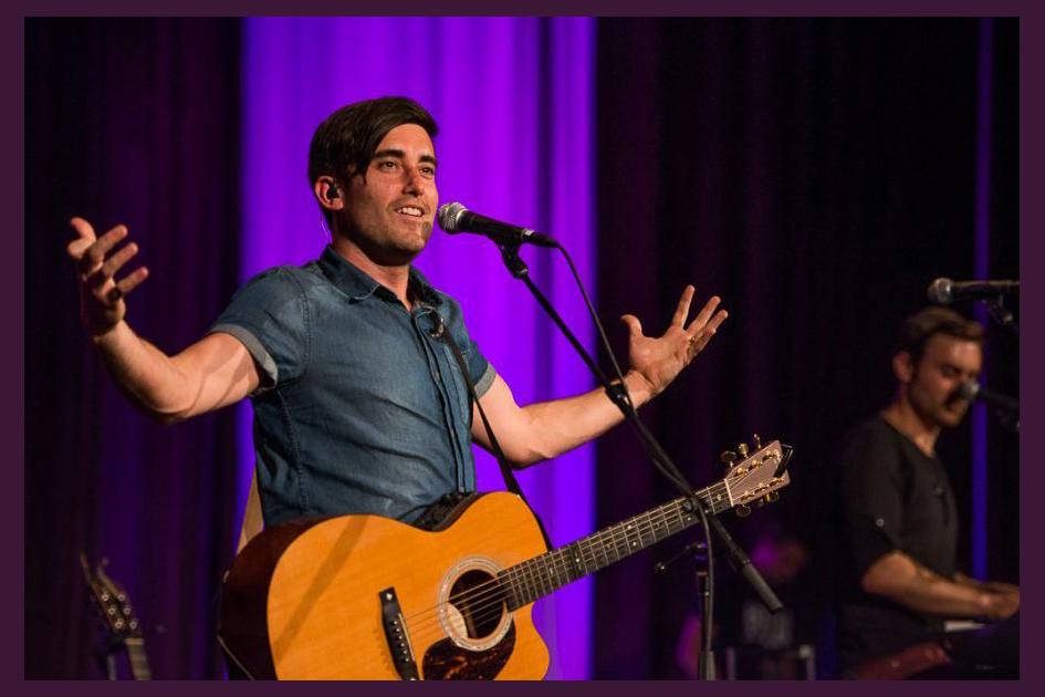 Phil Wickham photo 1