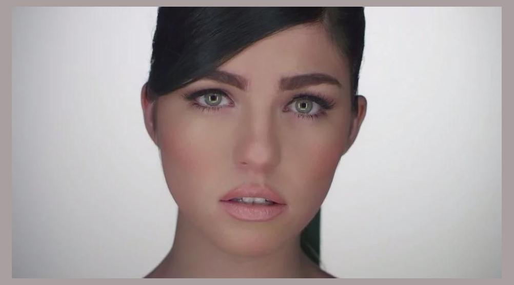 Phoebe Ryan photo 1
