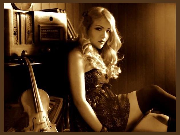 Pollyana photo 1
