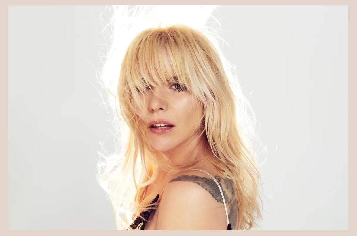 Paloma Faith photo 1