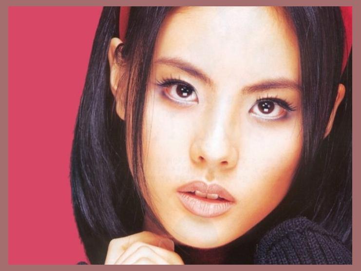 Park Ji Yoon photo 1