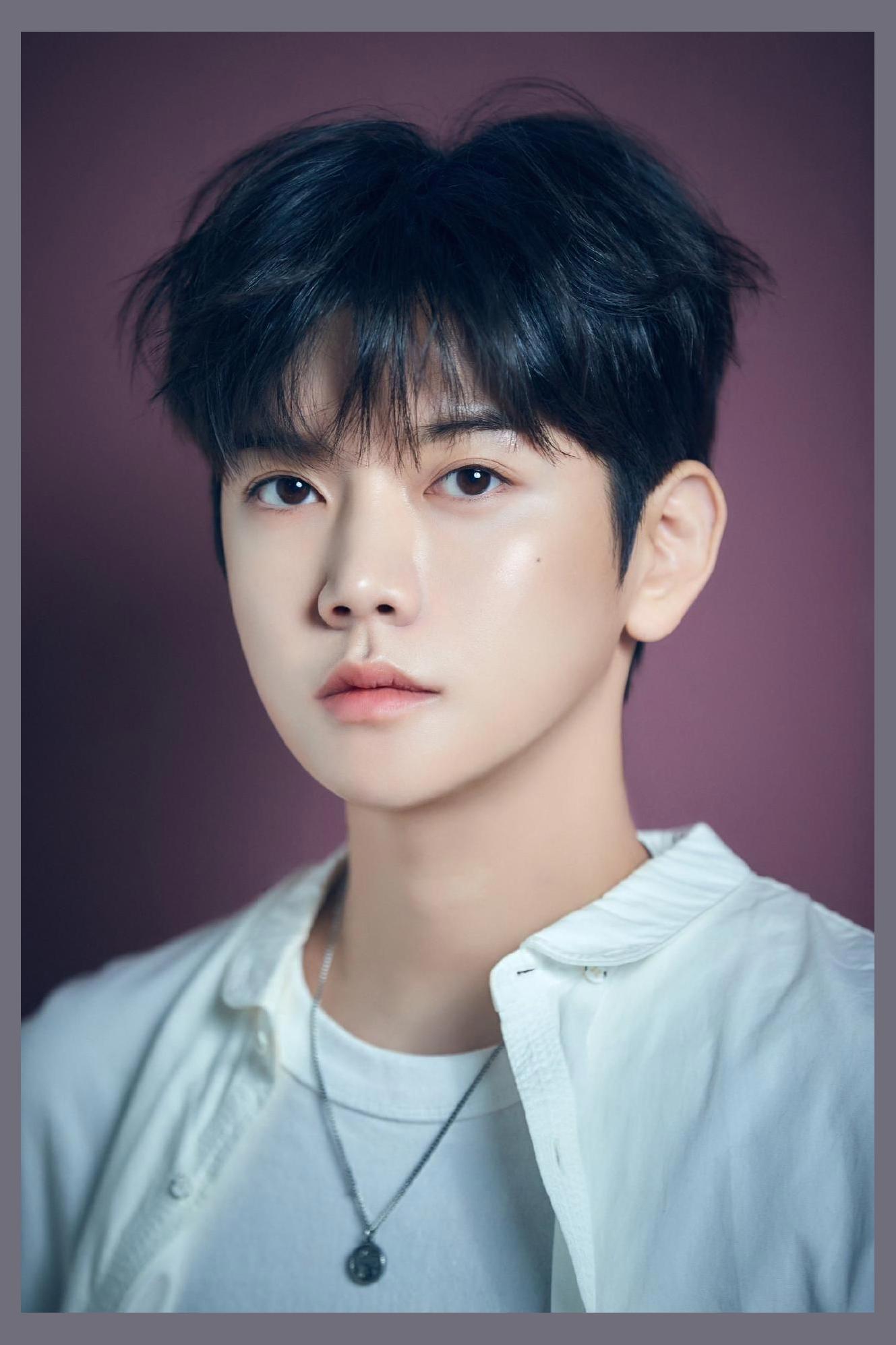 Ren (Nu'est) photo 1